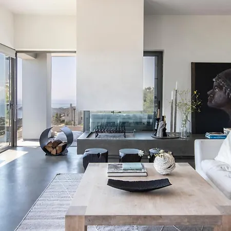 Seaview Villa *